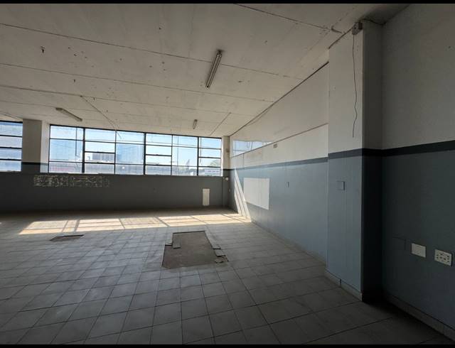 1,620M² WAREHOUSE TO LET IN WYNBERG